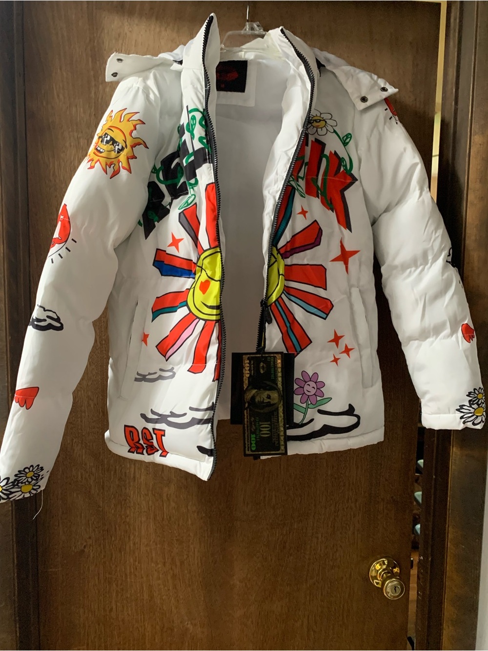 Reelistik NYC White Graphic Sun-Print Puffer Jacket - Women's Size M